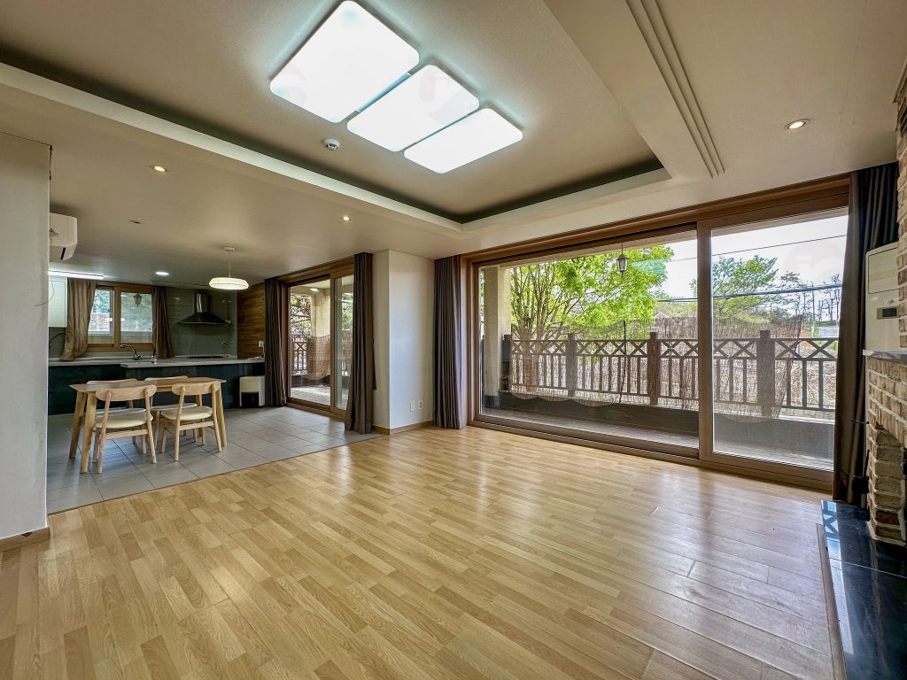 renting off installation in korea
